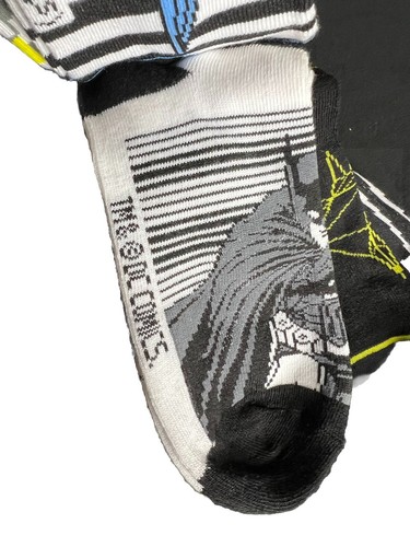 NWT Kids Boys DC Comic BATMAN Socks Size Large 3-5, 6 Pair Brand New - Picture 4 of 8