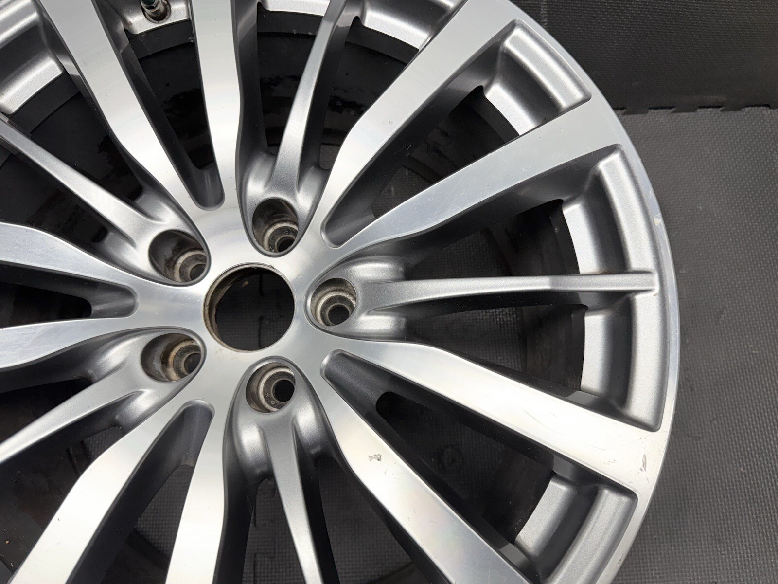 ⭐️2014-2020 MASERATI GHIBLI REAR WHEEL RIM 10Jx19 H2 ET40 OEM
