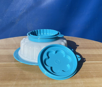 Tupperware Dessert Jello Gel Ring Ice Mold GELAROSCA Small 2 cups Blue New