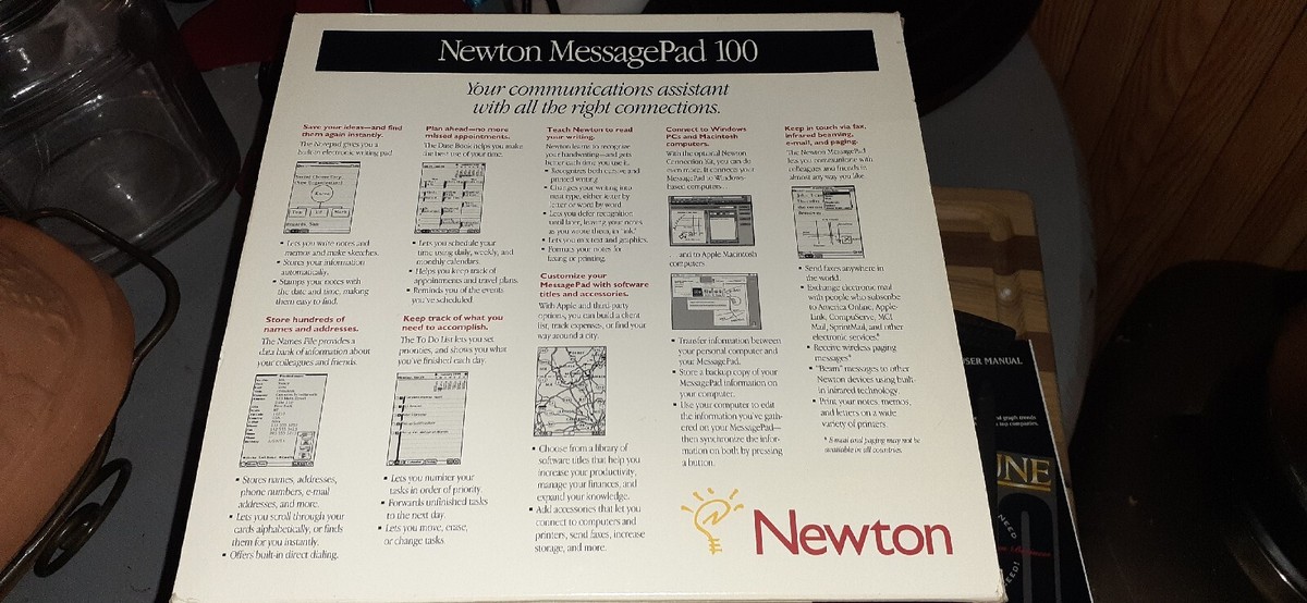 Apple Newton Message Pad H1000 1993 w/Stylus and original
