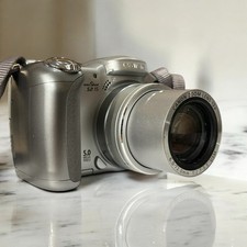 Canon PowerShot S2 IS 5MP 12x Zoom Flip Screen Digital SLR Camera TESTED /PARTS