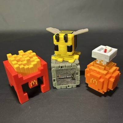Macdonald's Minecraft Happy Meal Spielzeug Konvolut Steve Bee Helm Trank Flasche