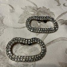 Vintage rhinestone Silver oval pair of stunning shoe clips one size women  s