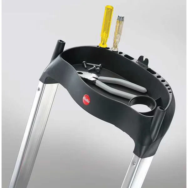 Escalera de plataforma de aluminio Hailo de 4 pies 7 pulgadas, capacidad de 330 lb 9204010008 Hailo Foto 2 de 2