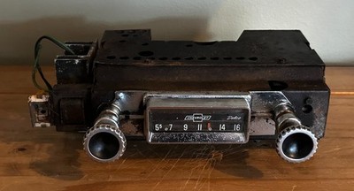 Oldtimer 60er Jahre Chevrolet Delco AM Radio (ungetestet)