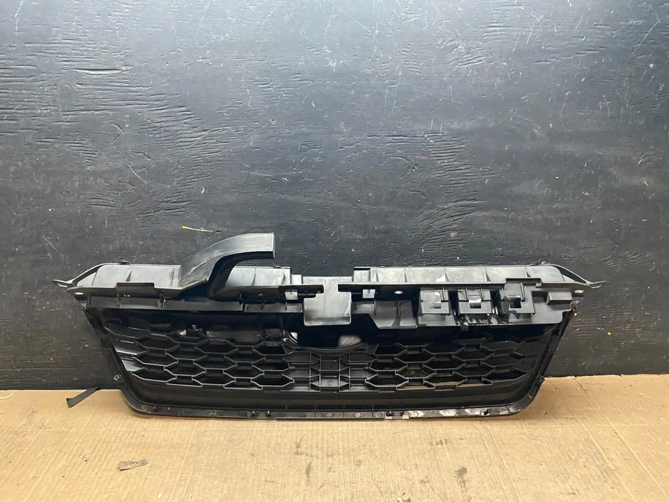 Parrilla superior delantera Subaru Impreza Crosstrek 2012-2016 OEM T4198 DG Foto 4 de 4