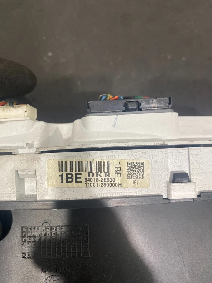 Cuadro de instrumentos velocímetro Hyundai Tucson I 2.0 2005 94016-2E630 #9 Foto 3 de 3