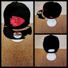 KANSAS CITY CHIEFS NFL FOOTBALL SNAPBACK HAT.