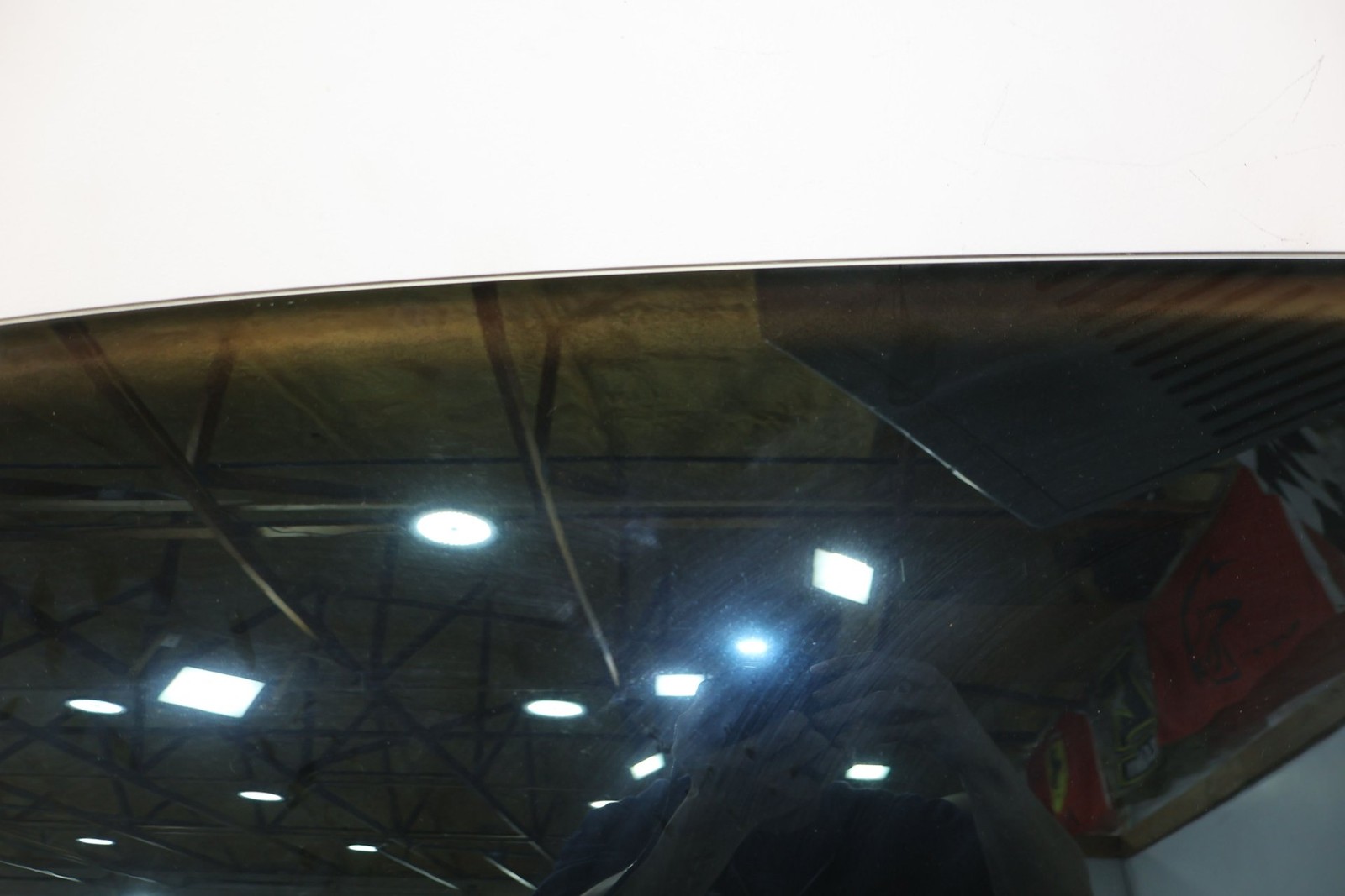 06-12 Bentley Flying Spur Rear Right Door Window Glass (Self Tint) Delaminated