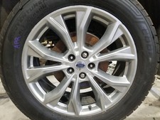 20 2020 Ford Explorer Xlt 20x8 Wheel Aluminum 5 Split Y Spokes Silver 20 2020 Ford Explorer Xlt 20x8 Wheel Aluminum 5 Split Y Spokes Silver