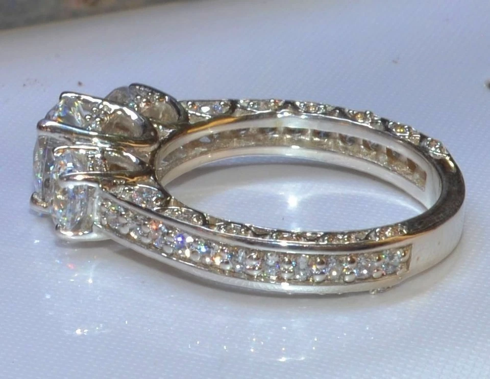 2.20ct Round Lab-Created Diamond Band 3 Stone Engagement Ring in 14K White Gold - Image 3 of 4