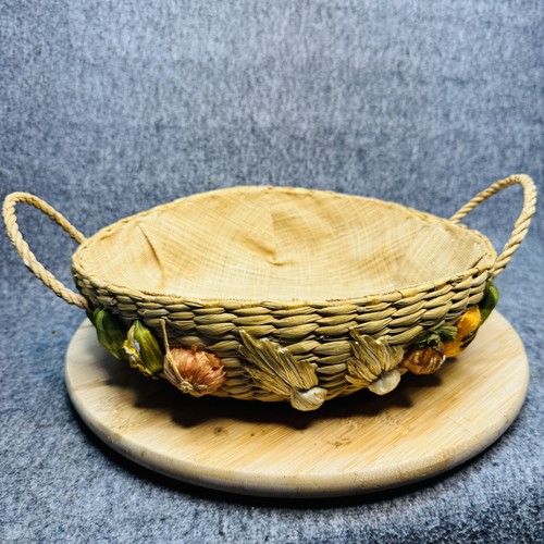 Vintage Woven Straw Basket Handles Veggie Accents Rustic Farmhouse Decor 12in Wi - Picture 3 of 10