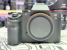 Sony Alpha A7 II A7M2 Mirrorless 24.3MP Digital Camera Body Only -95 NEW