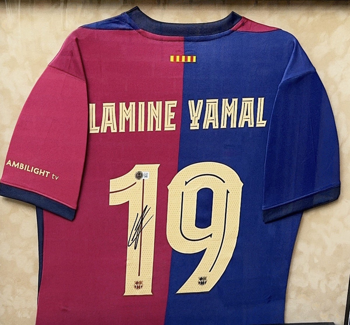 LAMINE YAMAL Framed Signed Barcelona Auto Jersey PSA 10