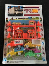 Jouets de bazar blister camion et station service