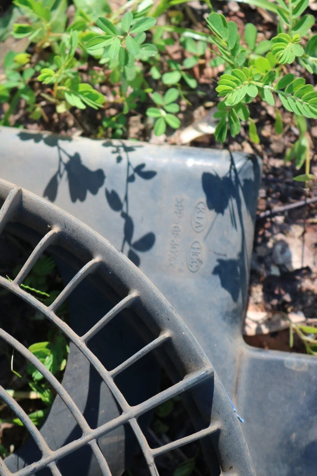 Conjunto de ventilador de refrigeración condensador Kia Rio 2003 2004 2005 OEM probado funciona Foto 4 de 4