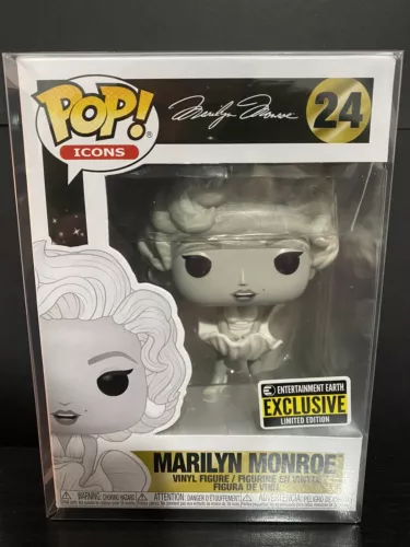 Marilyn Monroe #24 Funko PoP! (Entertainment Earth Exclusive) with Protector