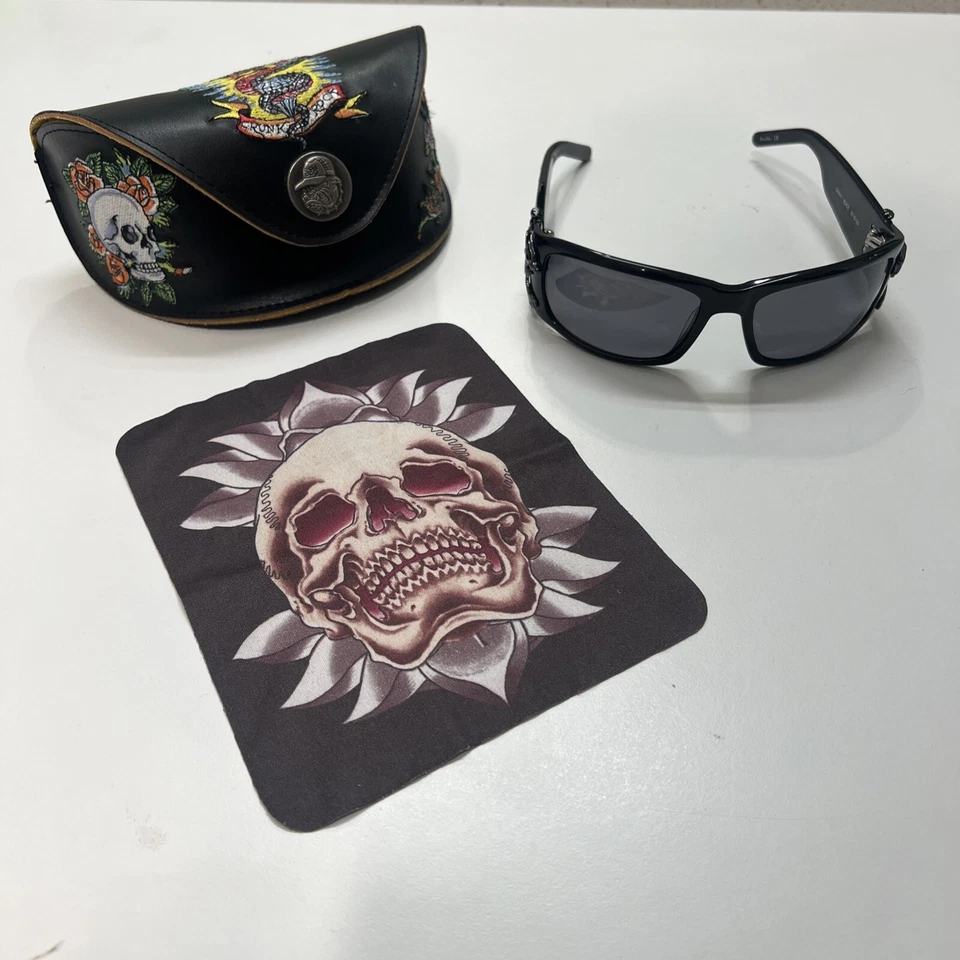 Gafas de sol Christian Audigier CAS 411 Black Panther Y2K raras con estuche y limpieza Foto 3 de 4