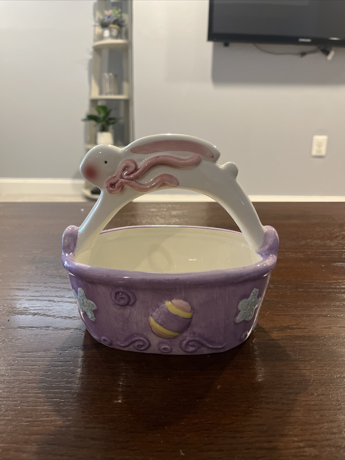 Ceramic Basket Bowl Planter Running Rabbit Handle Bunny 6.25