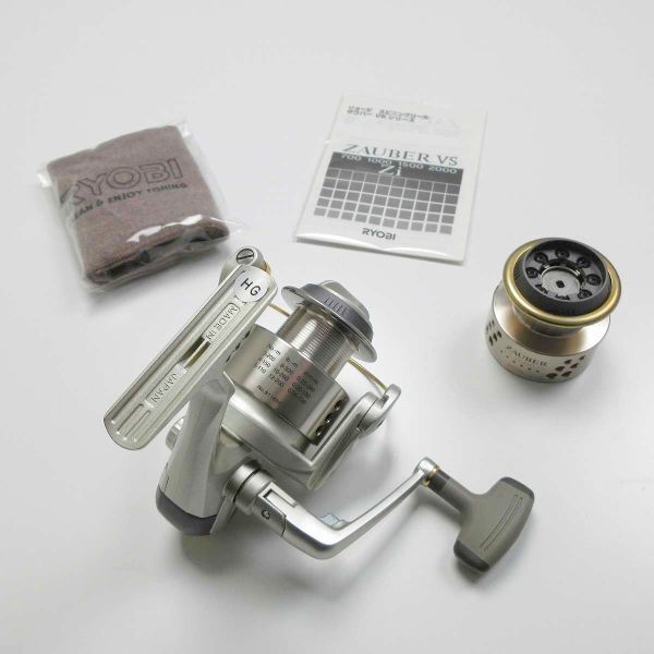 RYOBI ZAUBER XS2000Zi スピニングリール　未使用品 RYOBI リョービ ZAUBER ザウバー XS2000Zi ビンテージリール