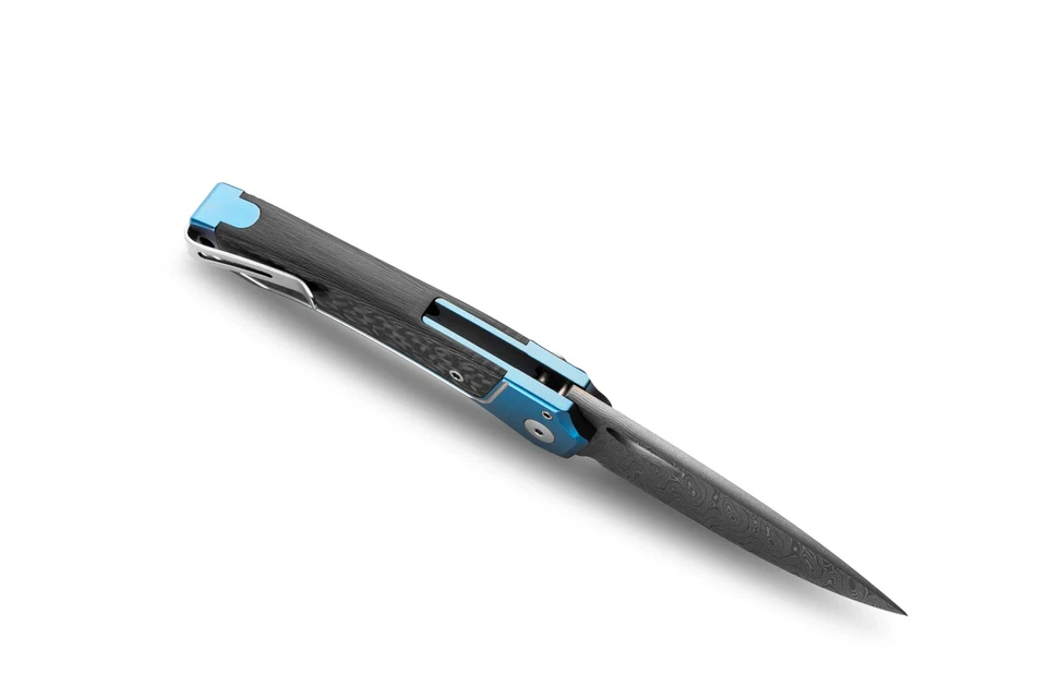 Складной нож LionSTEEL Twain 3,13 дюйма лезвие из дамасской стали с синей титановой/CF-ручкой - Изображение 4 из 4