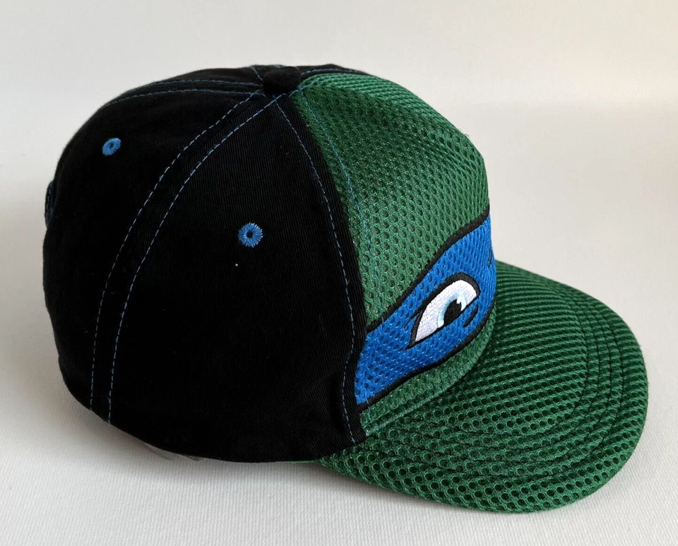 Gorra Leonardo Teenage Mutant Ninja Turtle verde y azul talla ajustable Foto 2 de 4