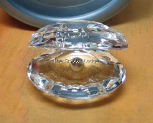 SWAROVSKI CRYSTAL OYSTER SHELL WITH PEARL LARGE 014389 MINT SWAROVSKI CRYSTAL OYSTER SHELL WITH PEARL LARGE 014389 MINT