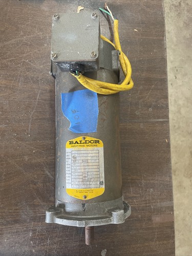 Baldor DC Motor CDP3326 Spec 33-2051Z139, .1/2 HP, 180 VDC, 1750 RPM, PM3336P - Picture 2 of 4