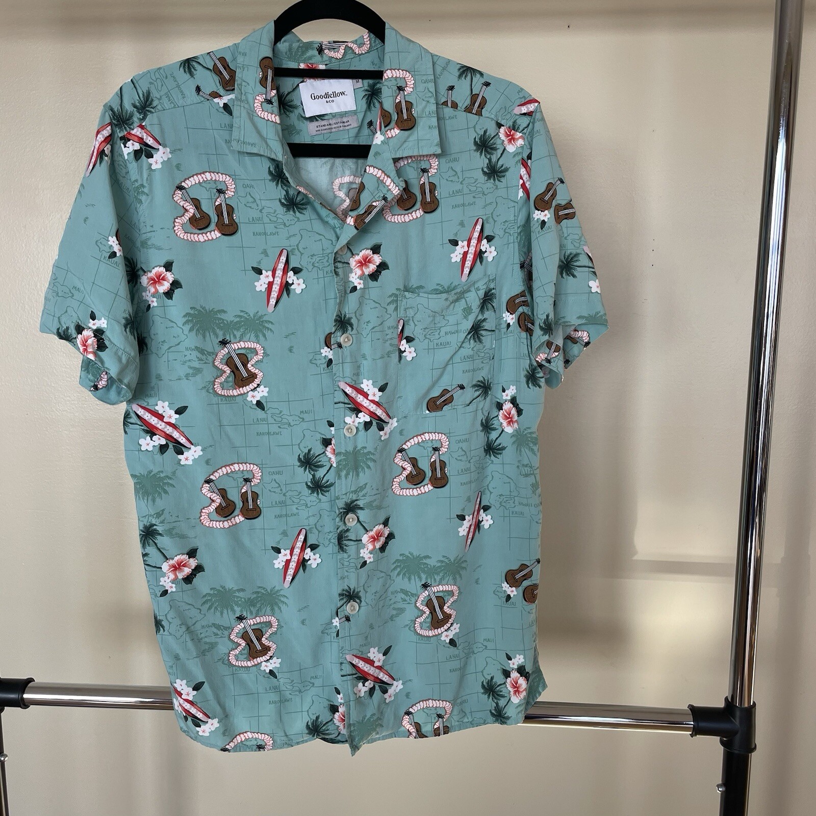 Goodfellow Men's Green Hawaiian Print Button Down Shirt Size M