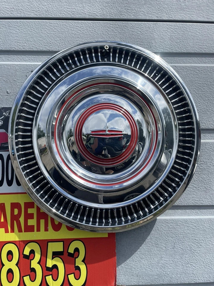 1963 Oldsmobile Holiday Jetfire Dynamic 88 14” Set Of 4 Used Hubcaps Beautiful - Image 3 of 4