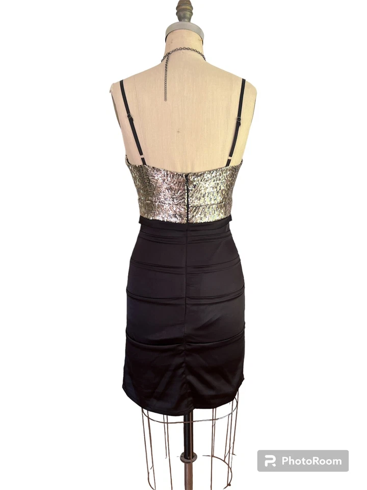 橡胶鸭裙黑色银色亮片 M 金属紧身迷你正式 1004 — 第 3/4 张图片