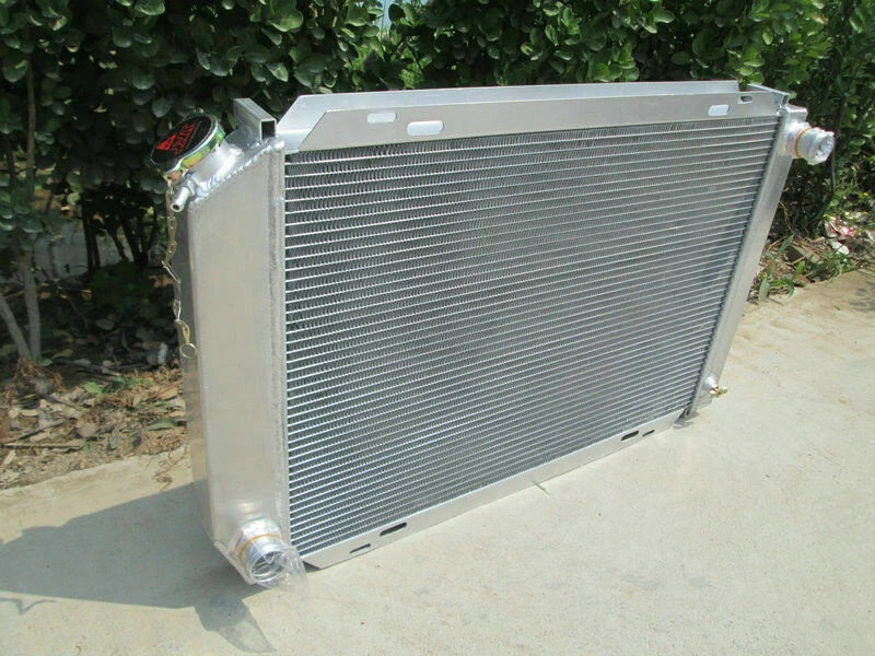 MANUAL Aluminum Radiator For FORD MUSTANG GT / LX 5.0L V8 302 1979-1993 1992 90 Foto 4 de 4