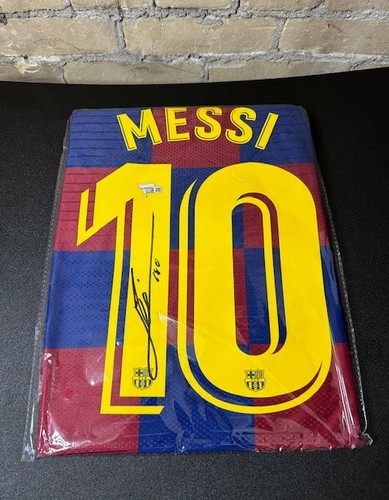 Lionel Messi Barcelona Autographed Auto Autograph Jersey With Fanatics COA