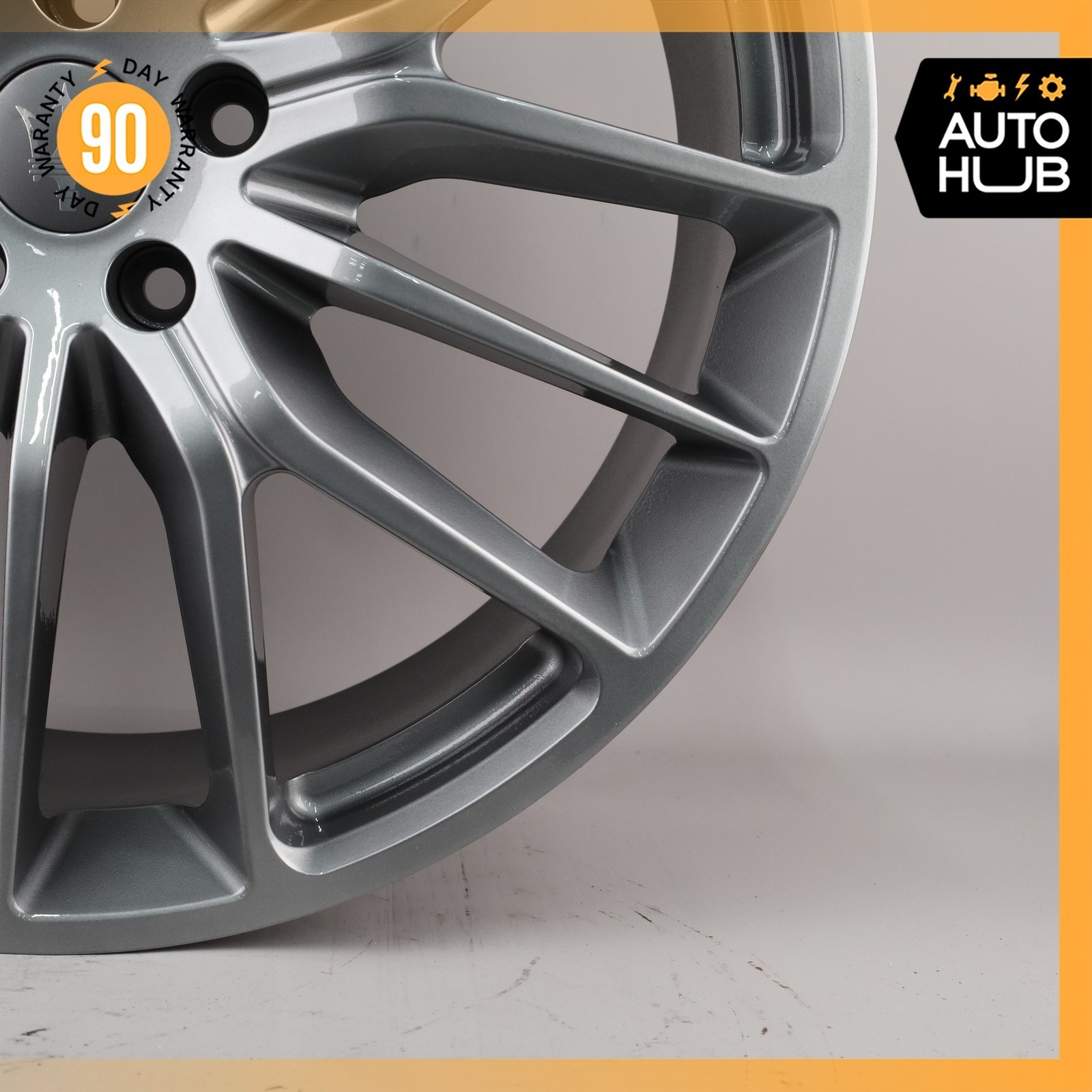 Maserati Quattroporte S Q4 M156 8.5 x 21 21" Front Wheel Rim 670011860 OEM