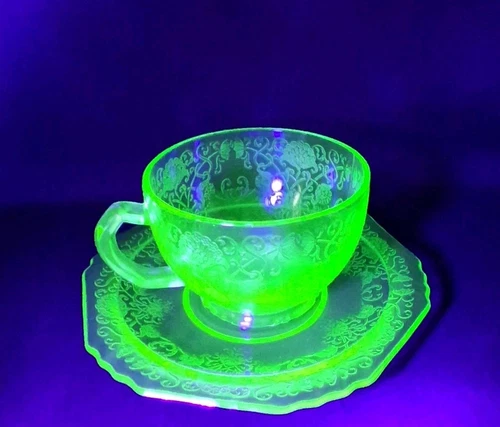 HAZEL ATLAS Green Vaseline Depression Glass "Florentine Poppy" Cup & Saucer Set