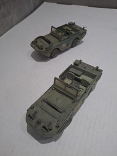 Forces of Valor 1/32 set of two U S Amphibians Very Good Condition.