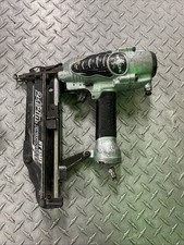 Hitachi Metabo HPT NT 65M2(S) 16-Gauge 2.5" Pneumatic/Air-Powered Finish Nailer 