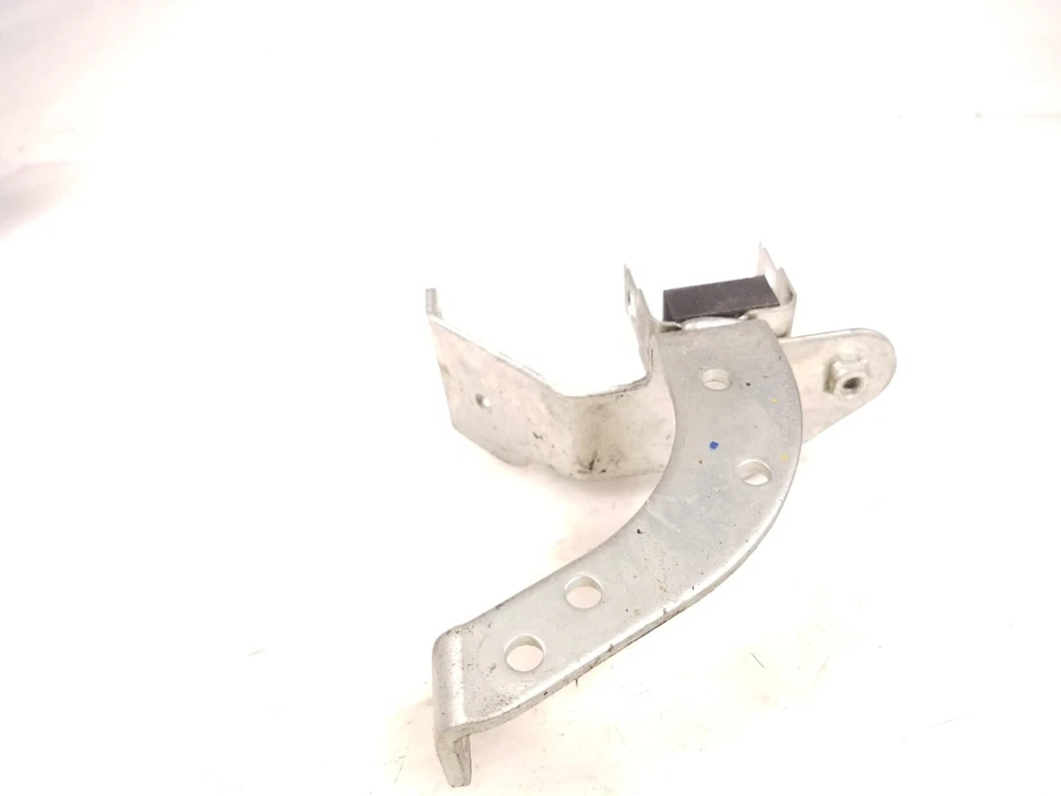 2014 Yamaha VStar 1300 Stryker XVS1300 Small Electrical Mount Bracket - Image 4 of 4