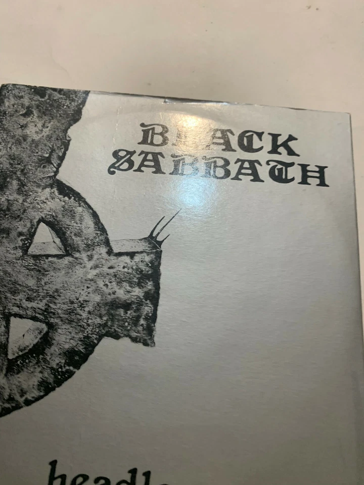 Black Sabbath Headless Cross Vinyl 1989 IRS lp single ep Cloak and Dagger b-side - Image 2 of 4