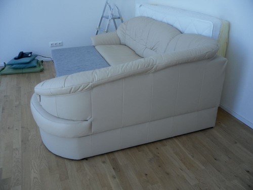 Eck-Couch in Echtleder neuwertig 300 x 300 x 75 - Bild 4 von 5