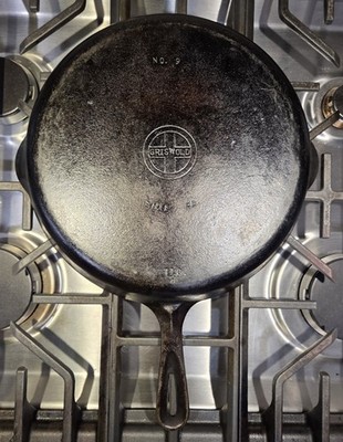 Griswold No. 9 Cast Iron Skillet 710H Dual Spouts Small Block Logo FREE SHIPPING