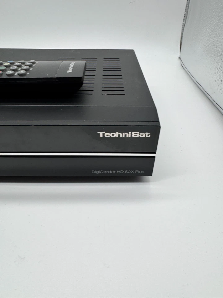 TechniSat HD S2x Plus Digitaler Satelliten-Receiver mit 500 GB Festplatte HDD - Bild 4 von 4