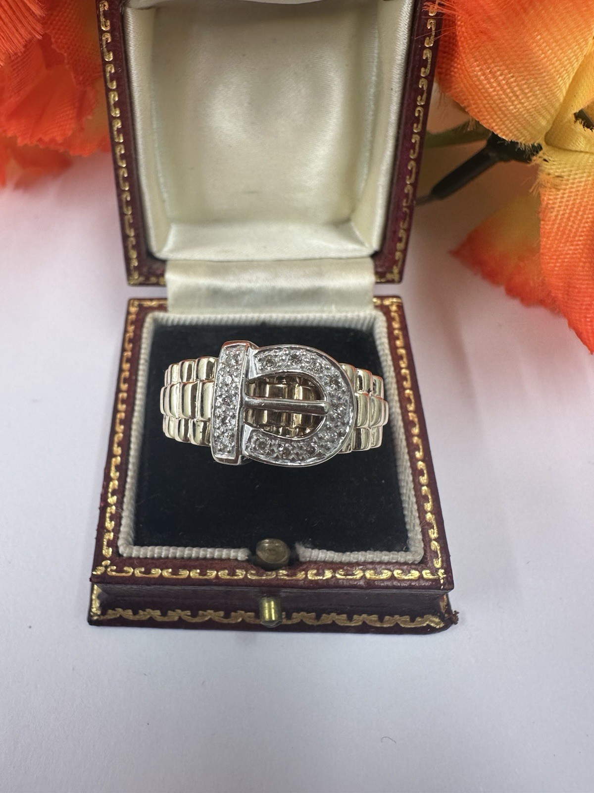 9ct Diamond Buckle Ring. Size R