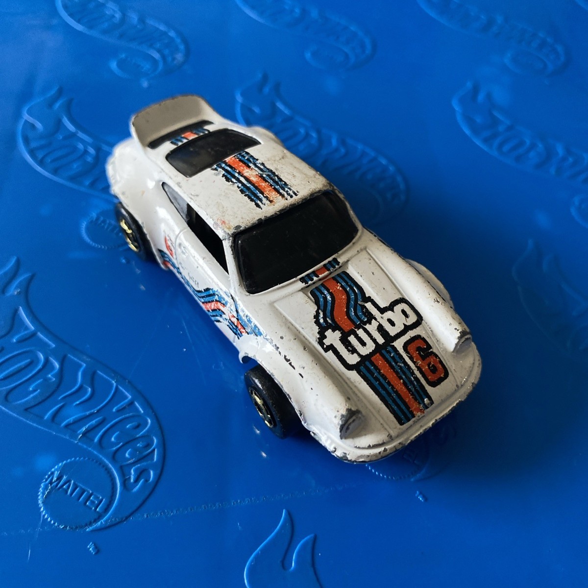 Hot Wheels 1974 Hong Kong White P-911 Porsche Turbo 6 Mattel Die