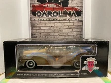 1/18 MOTOR CITY CLASSICS 1948 CHRYSLER TOWN & COUNTRY