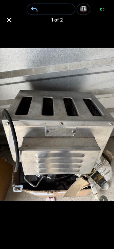 Hobart Vertical Stainless Steel 4-Slot Pop-Up Commercial Toaster
