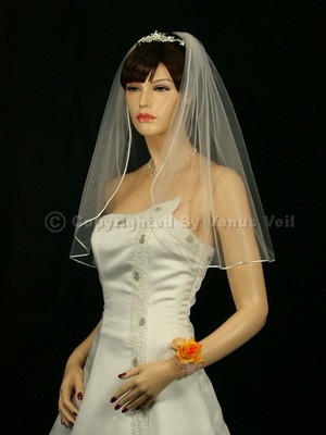 1T Ivory Bridal Shoulder Short Length Rattail Edge Wedding Veil