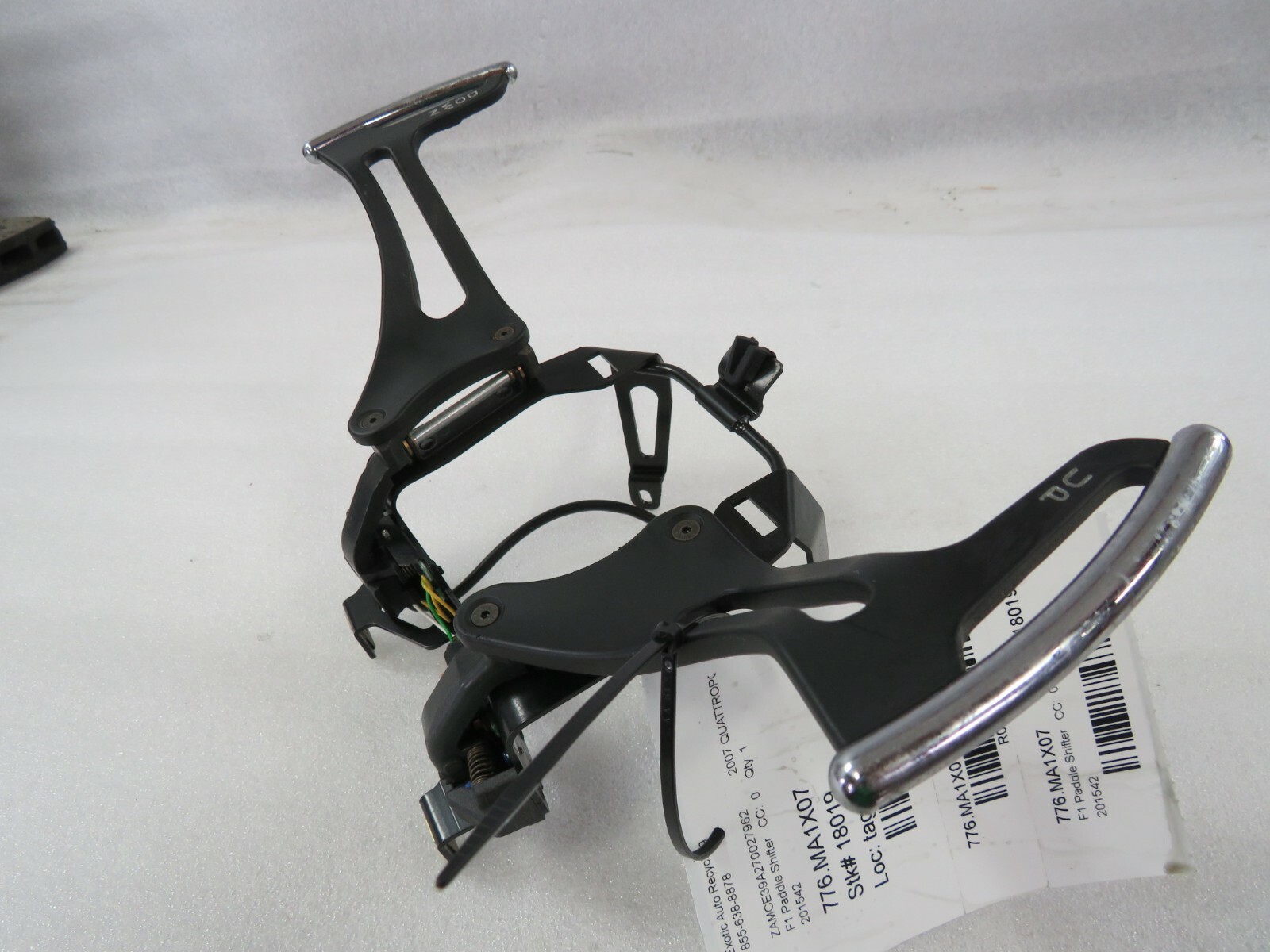Maserati Quattroporte, F1 Paddle Shifter w/ Auto Active Shifting Used P/N 201542
