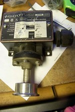 Ashcroft B4-24-B-100PSI pressure switch