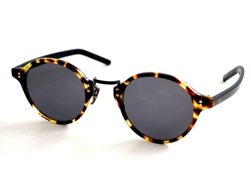 OLIVER PEOPLES ICONIC STYLES RESORT COLLECTION 1955 SUN Boston